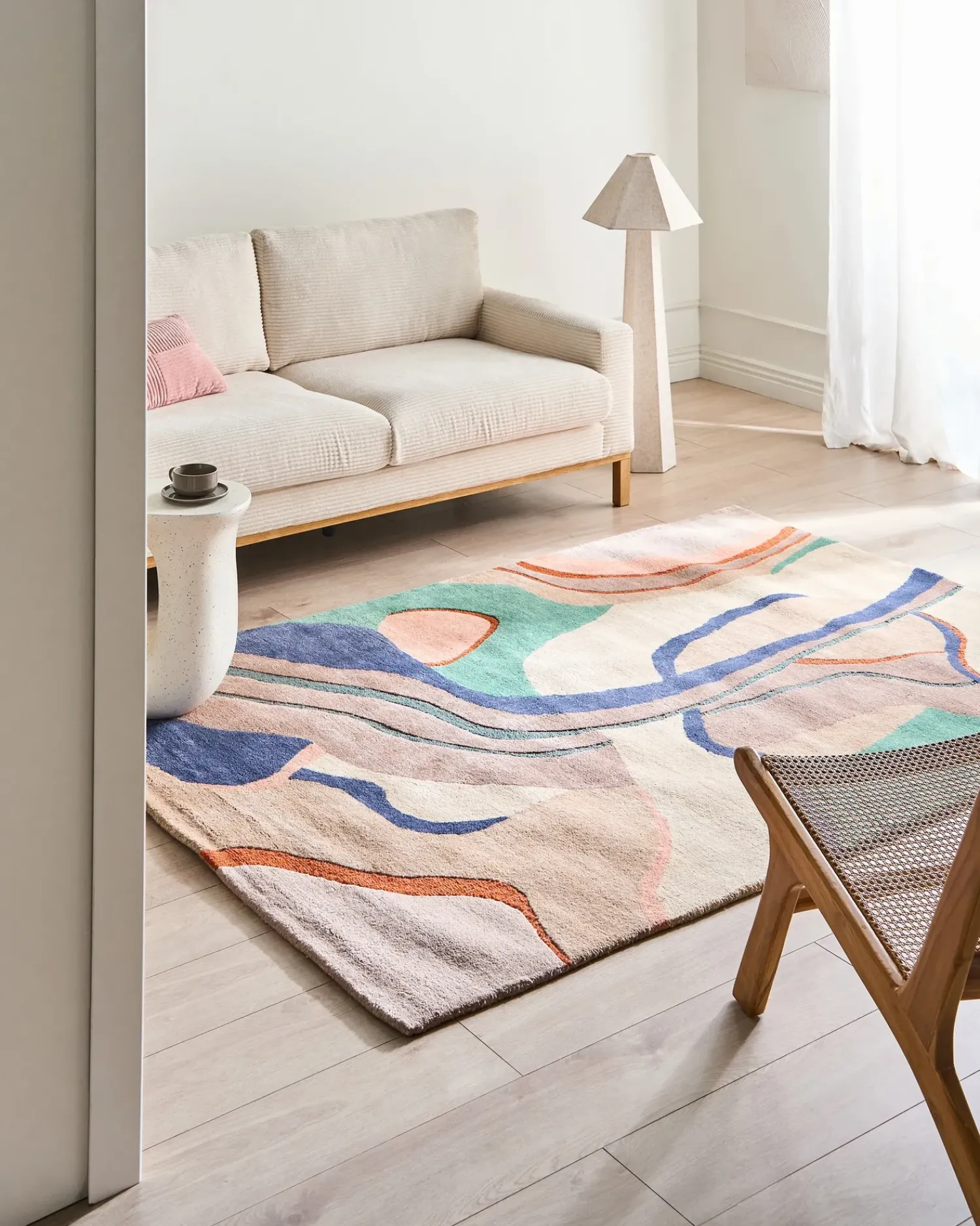 Beliani Tappeto ALMORA 160 x 230 cm Viscosa Multicolore