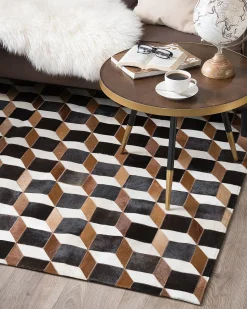 Sale Beliani Tappeto ALPKOY Marrone Pelle naturale Bianco Marrone Nero