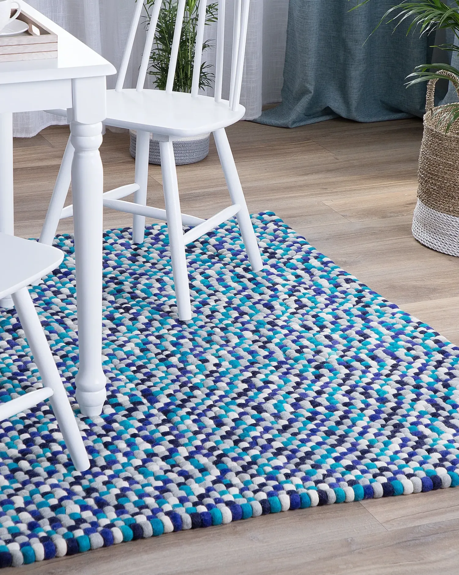 Sale Beliani Tappeto AMDO Blu marino 160 x 230 cm Lana Bianco Blu Viola Multicolore