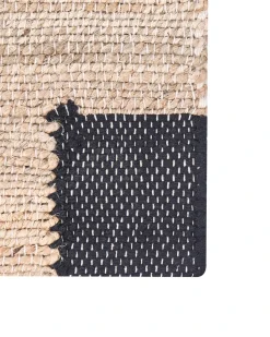 Outlet Beliani Tappeto AMRAVATI Nero/Beige Iuta Beige Nero