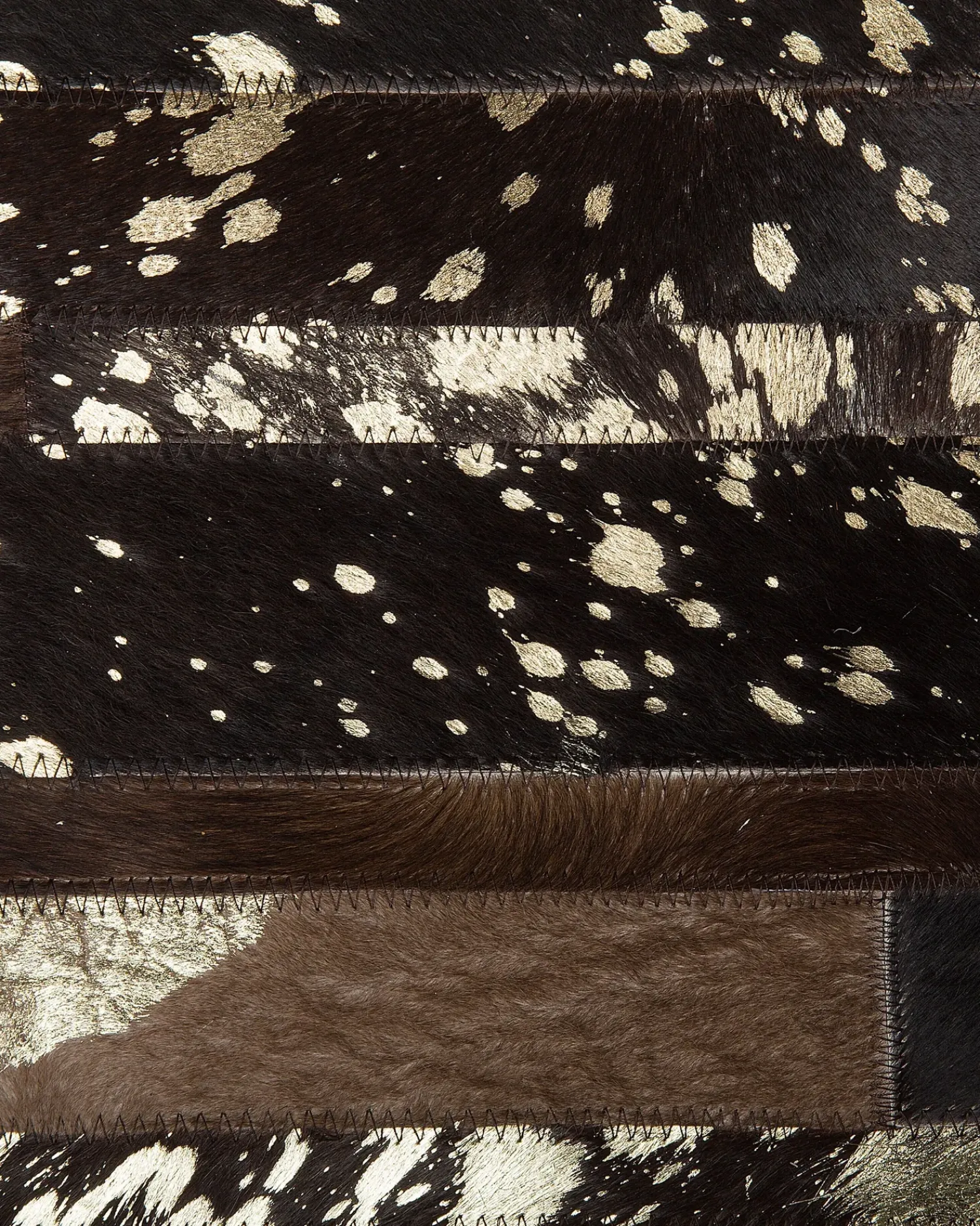 Outlet Beliani Tappeto ARTVIN Marrone Pelle naturale Marrone Nero Oro
