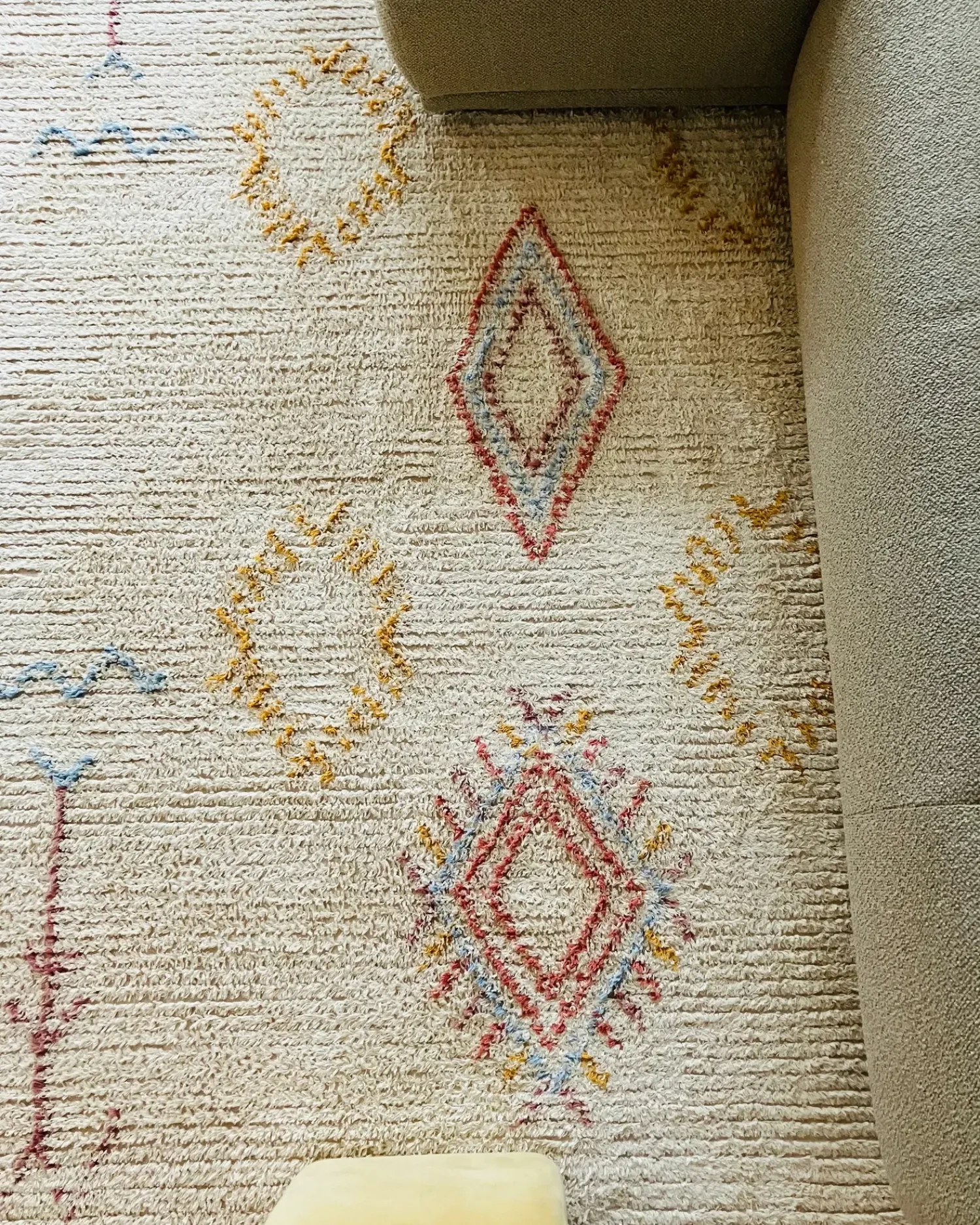 New Beliani Tappeto BETTIAH Beige Cotone Beige Blu Giallo Rosa