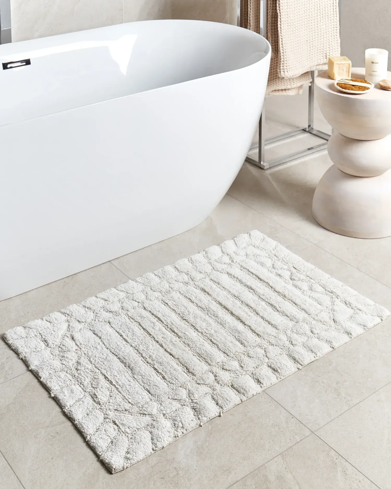 Clearance Beliani Tappeto da bagno TEKKE chiaro 60 x 90 cm Cotone Beige
