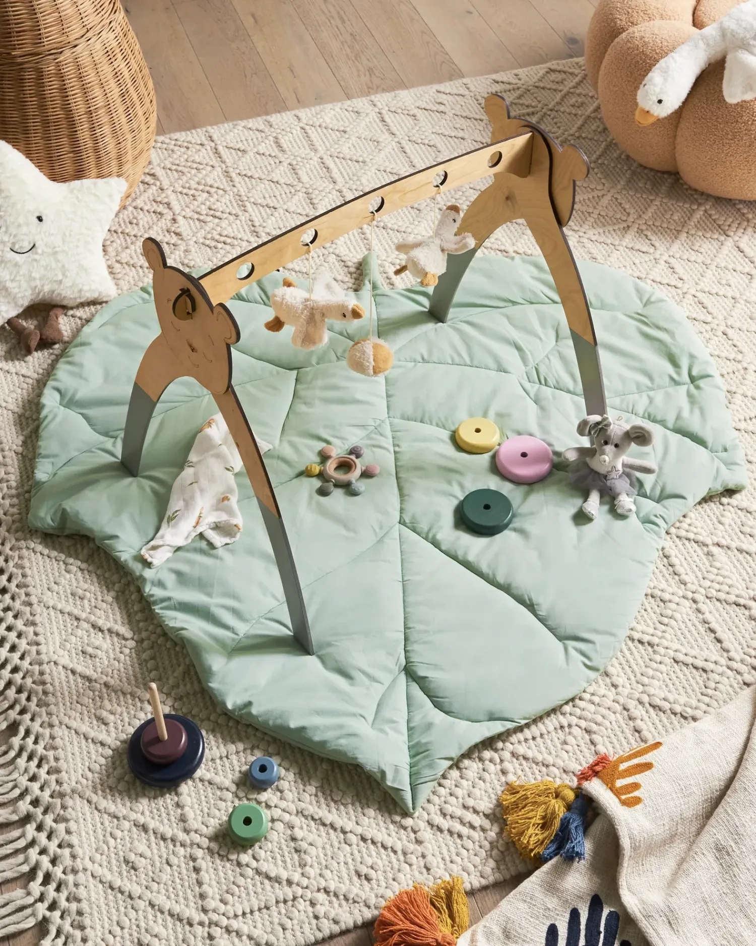 Sale Beliani Tappeto da gioco per bambini HELIKON 110 x 110 cm Cotone chiaro Verde