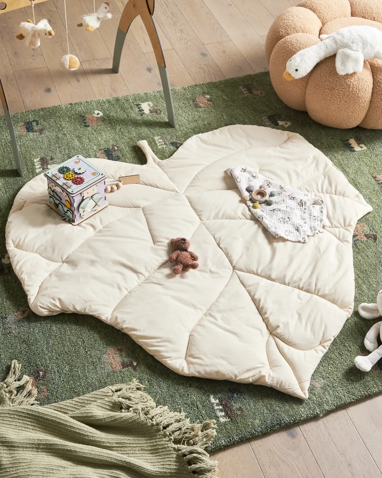 Hot Beliani Tappeto da gioco per bambini HELIKON 110 x 110 cm Cotone sporco Bianco