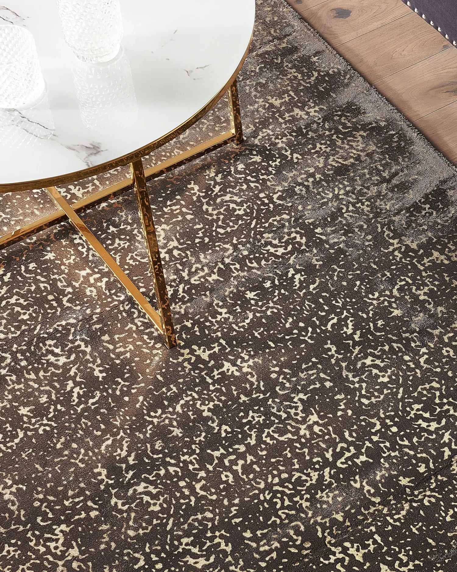 New Beliani Tappeto ESEL Oro Viscosa Oro Grigio
