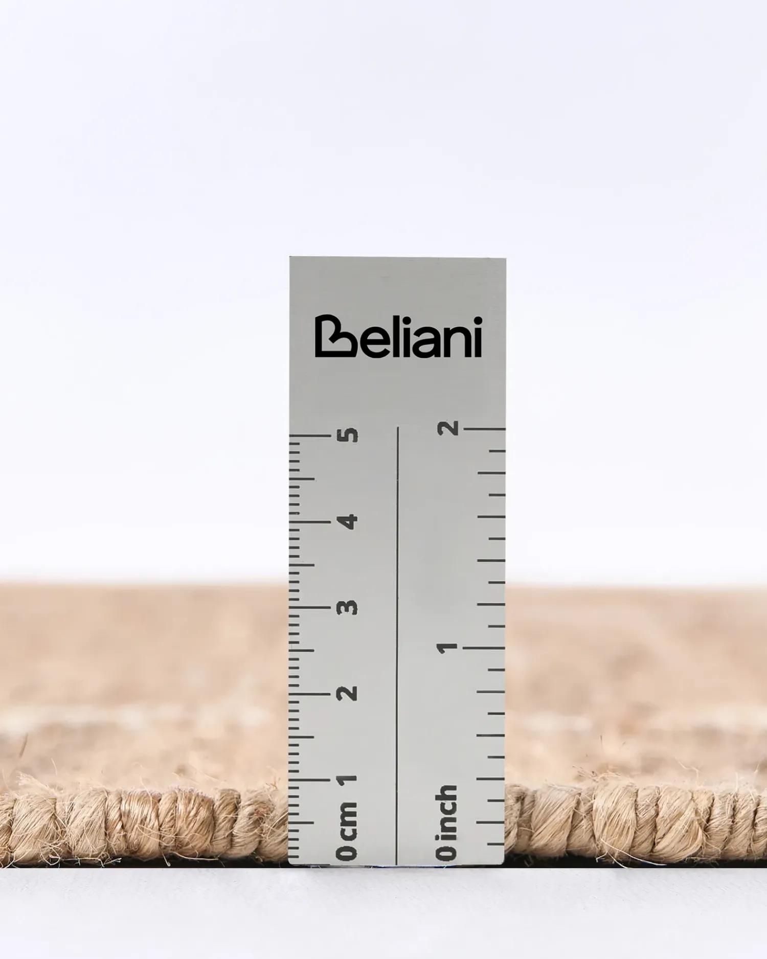 Beliani Tappeto GONDIA Nero/Beige Iuta Beige Nero
