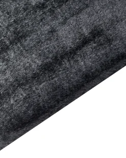 Beliani Tappeto in pelliccia sintetica MIRPUR Nero 160 x 230 cm Grigio