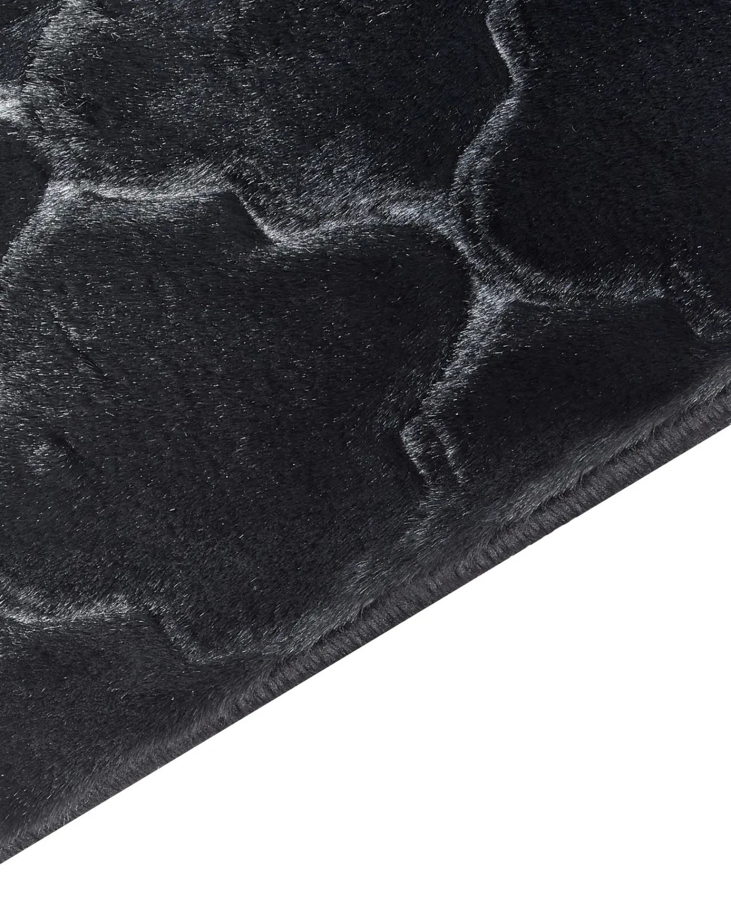 Discount Beliani Tappeto in pelliccia sintetica GHARO 160 x 230 cm Nero