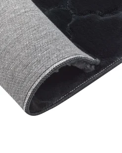 Discount Beliani Tappeto in pelliccia sintetica GHARO 160 x 230 cm Nero