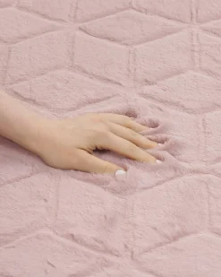 New Beliani Tappeto in pelliccia sintetica THATTA Rosa