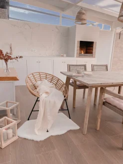 Discount Beliani Tappeto in pelliccia sintetica UNDARA sporco 60 x 90 cm Bianco