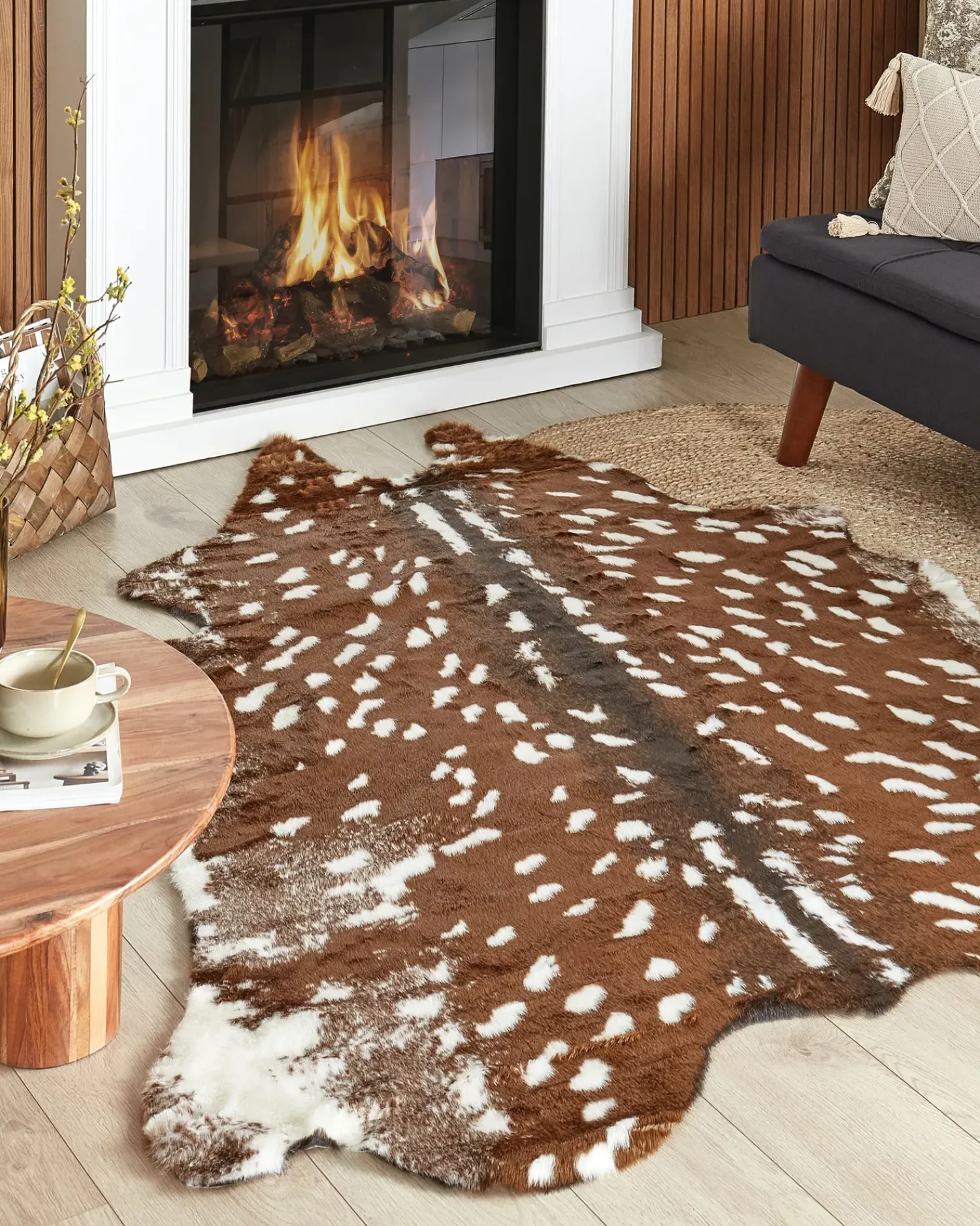 Online Beliani Tappeto in pelliccia sintetica KNOLL Marrone 150 x 200 cm Beige Marrone