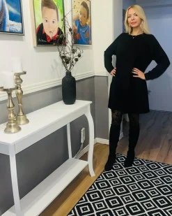 Hot Beliani Tappeto KARUNGAL Nero 60 x 200 cm Bianco Nero