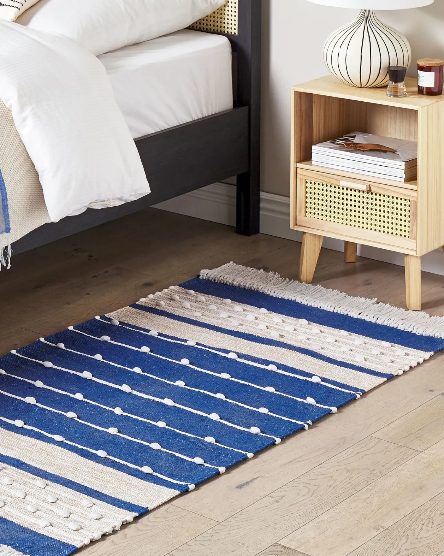 Hot Beliani Tappeto KONDHALI Blu 80 x 150 cm Cotone Beige Blu