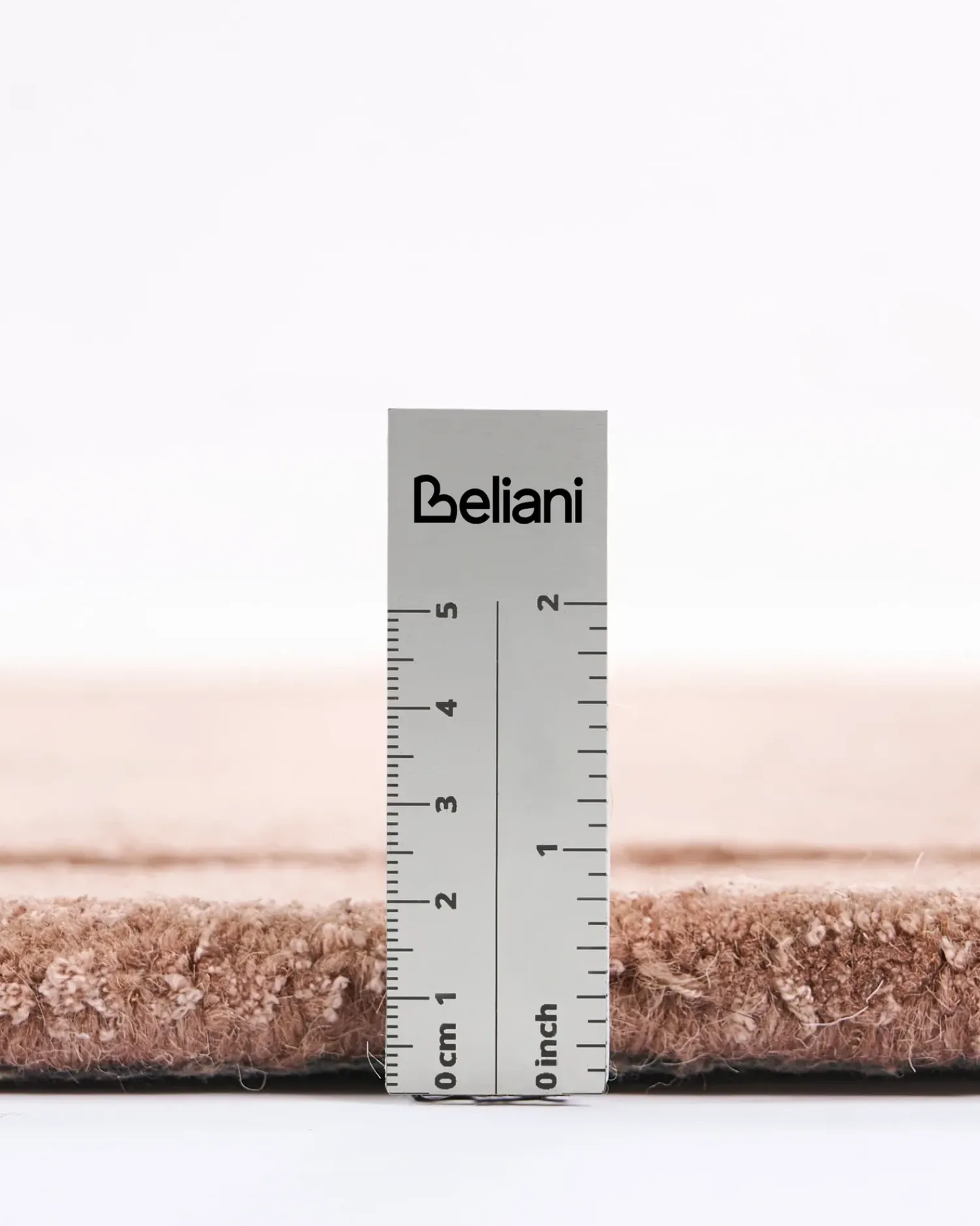 New Beliani Tappeto MITHA 200 x 300 cm Viscosa Marrone