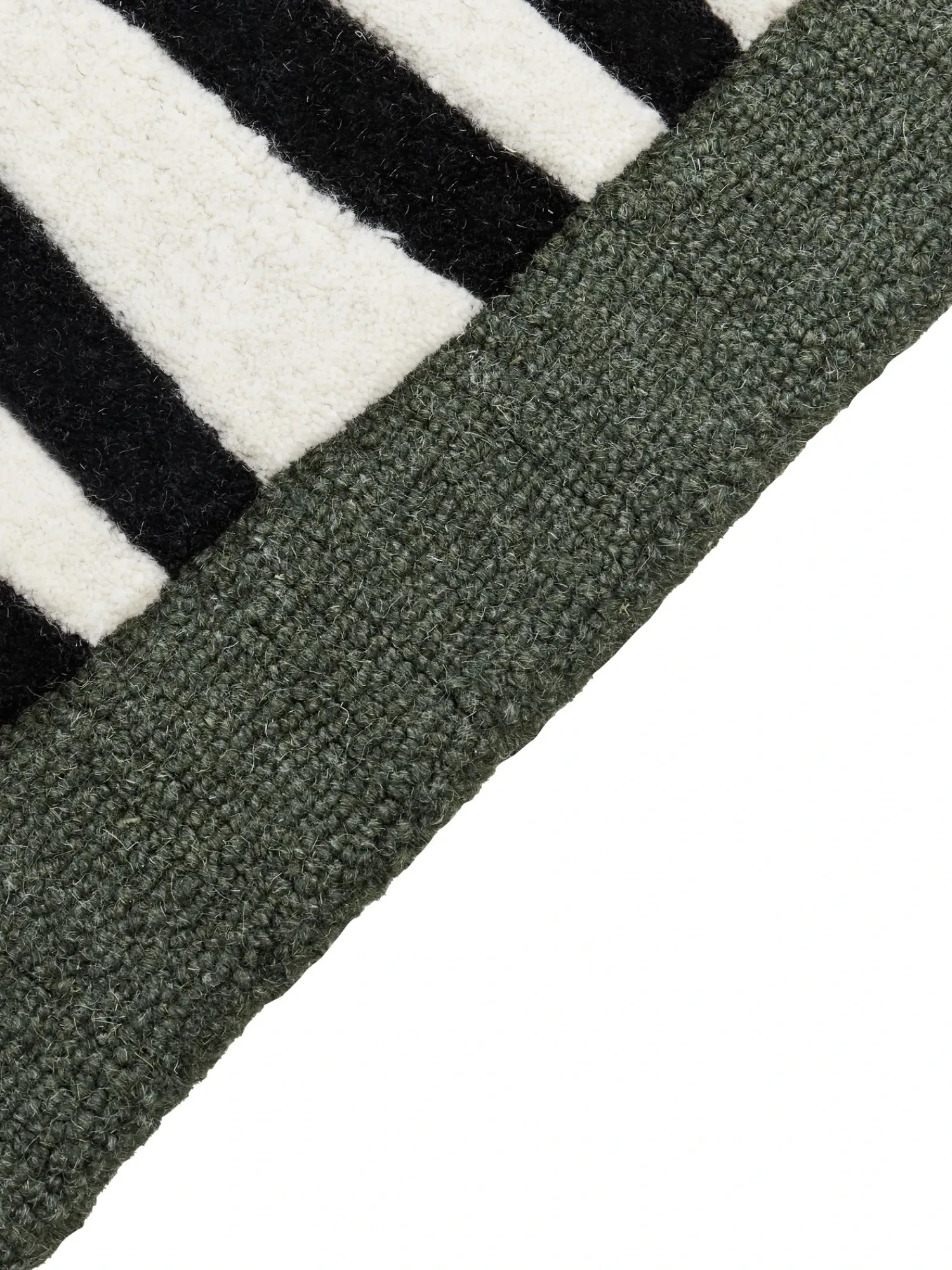 Online Beliani Tappeto OKAPI Verde scuro 160 x 230 cm Bianco Nero Verde