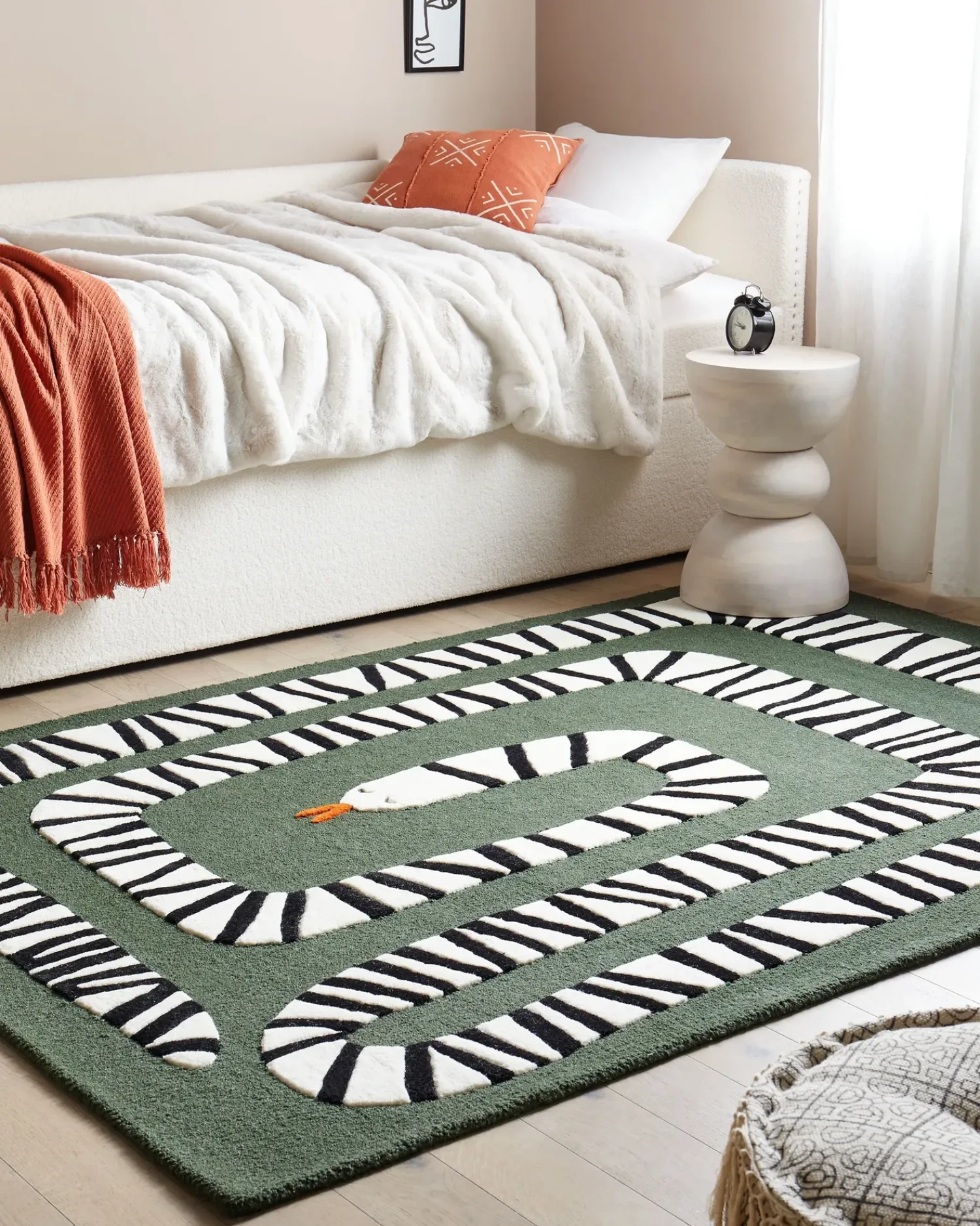 Online Beliani Tappeto OKAPI Verde scuro 160 x 230 cm Bianco Nero Verde