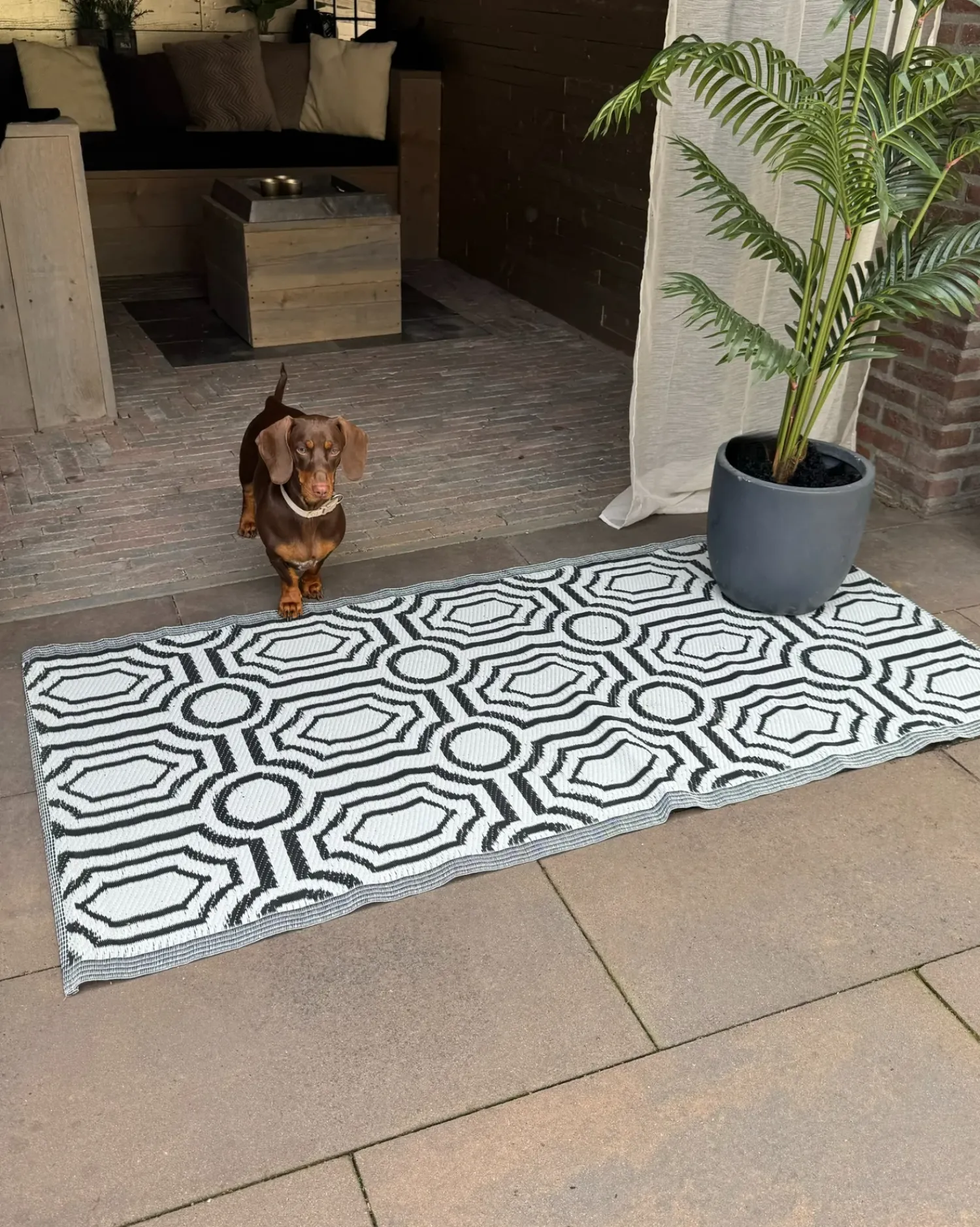Outlet Beliani Tappeto per esterni BIDAR Nero 90 x 180 cm Reversibile Bianco Nero
