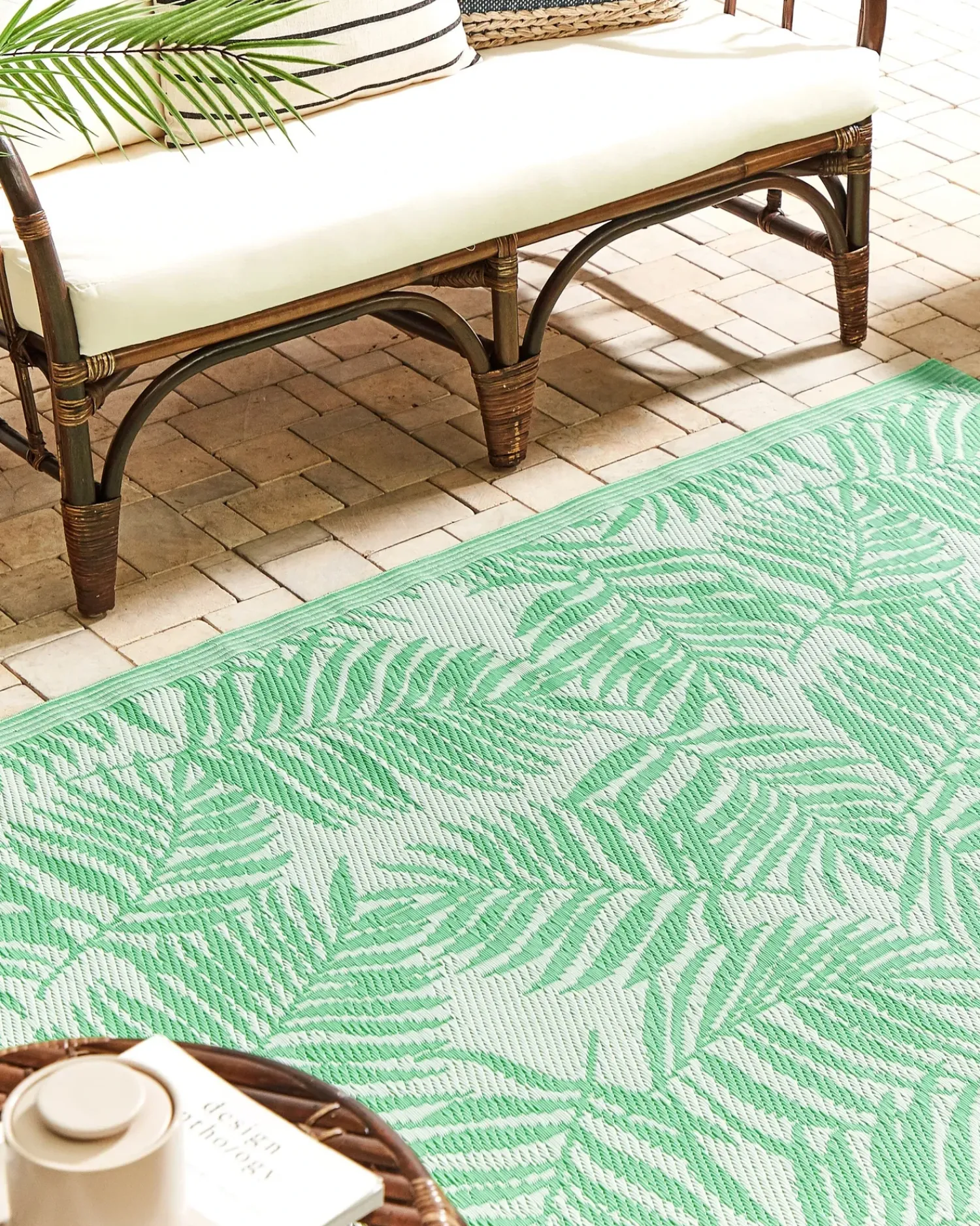 Discount Beliani Tappeto per esterni KOTA Verde chiaro 120 x 180 cm Reversibile Bianco Verde