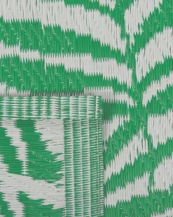 Clearance Beliani Tappeto per esterni KOTA Verde 60 x 105 cm Reversibile Bianco Verde