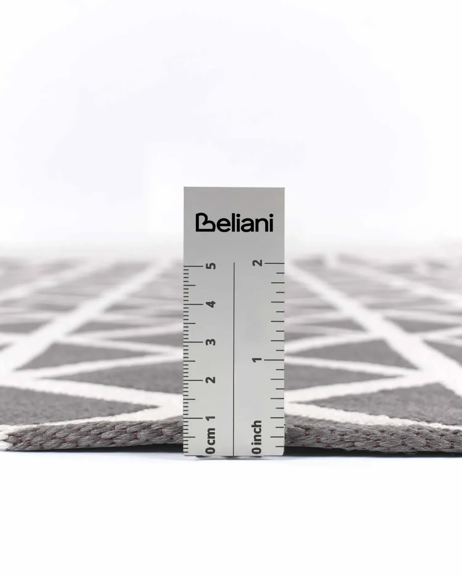 Clearance Beliani Tappeto per esterni PANAJI Grigio Bianco Grigio