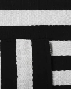 Discount Beliani Tappeto per esterni TAVAS Nero/Bianco Bianco Nero