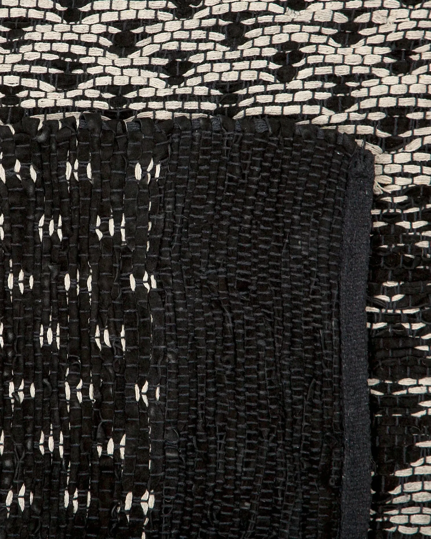 Best Beliani Tappeto SOKUN Nero Pelle naturale Beige Nero