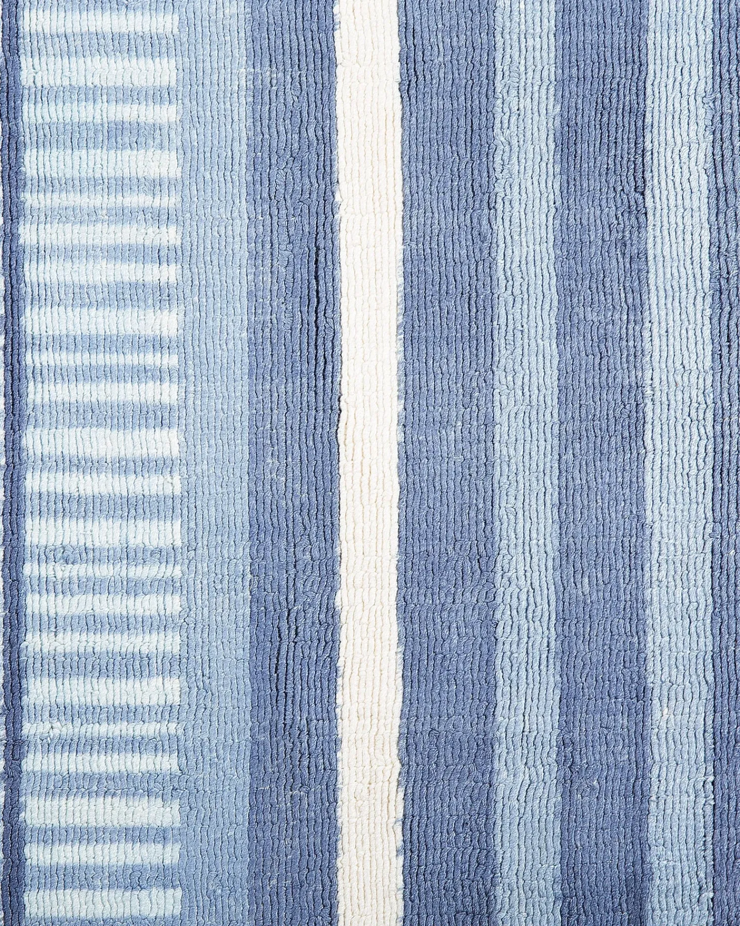 Discount Beliani Tappeto YARDERE Azzurro Viscosa Bianco Blu