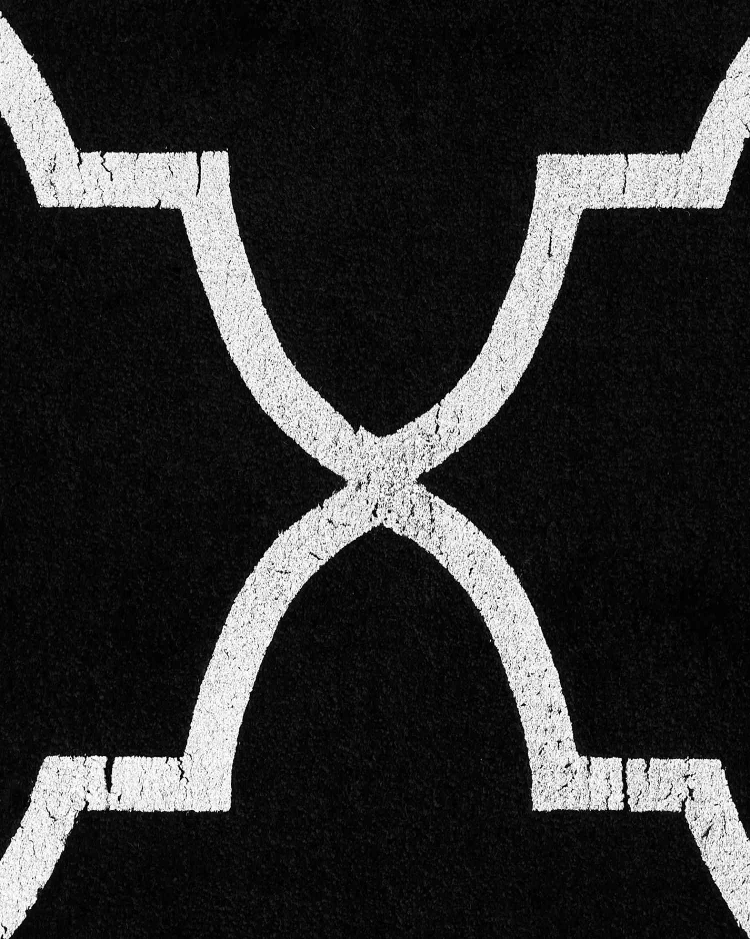 Sale Beliani Tappeto YELKI Nero 140 x 200 cm Viscosa Argento Nero