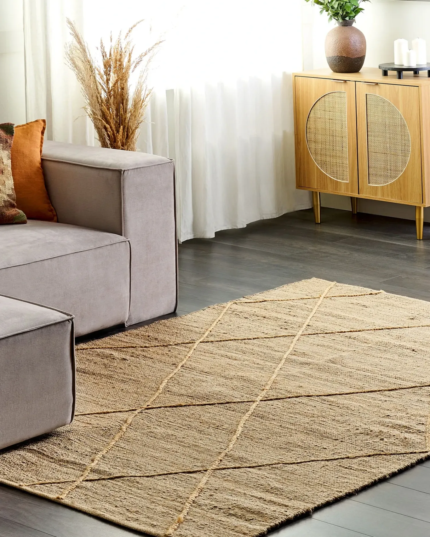 Sale Beliani Tappeto YUVACIK 160 x 230 cm Iuta Beige