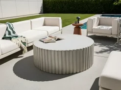 Clearance Beliani Tavolino da caffè POZZA 117 cm 117 cm Grigio