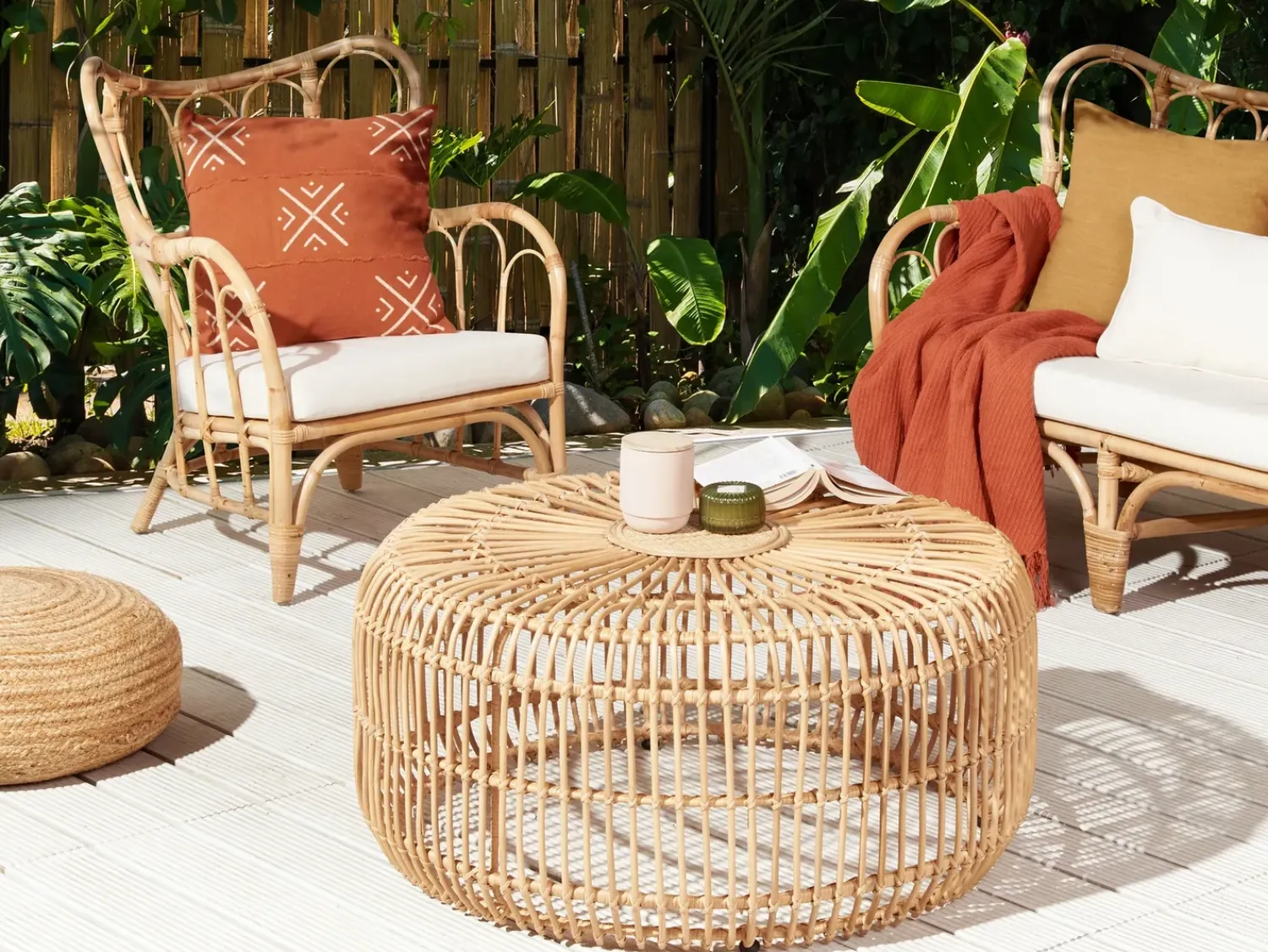 Best Beliani Tavolino da giardino RANDAZZO 85 cm 85 cm Rattan Marrone chiaro Beige Naturale