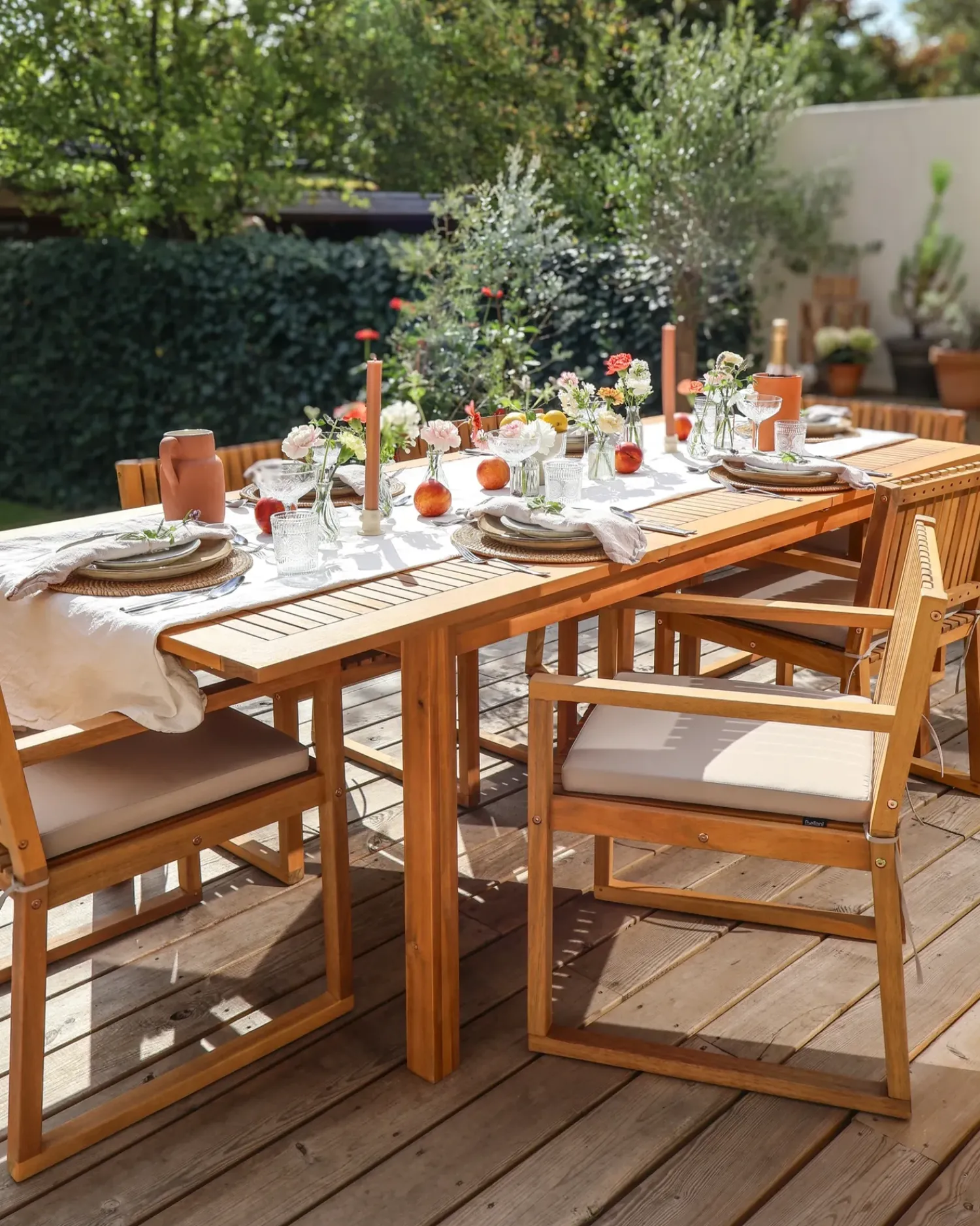 Sale Beliani CESANA 180/240 cm 100 cm Legno d'acacia chiaro Marrone
