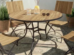 Sale Beliani LASCARI 120 cm 120 cm Legno d'acacia Marrone chiaro Marrone Nero