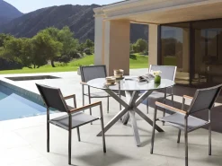 Online Beliani Tavolo da pranzo da giardino MALETTO 120 cm 120 cm Vetro Argento Trasparente Argento