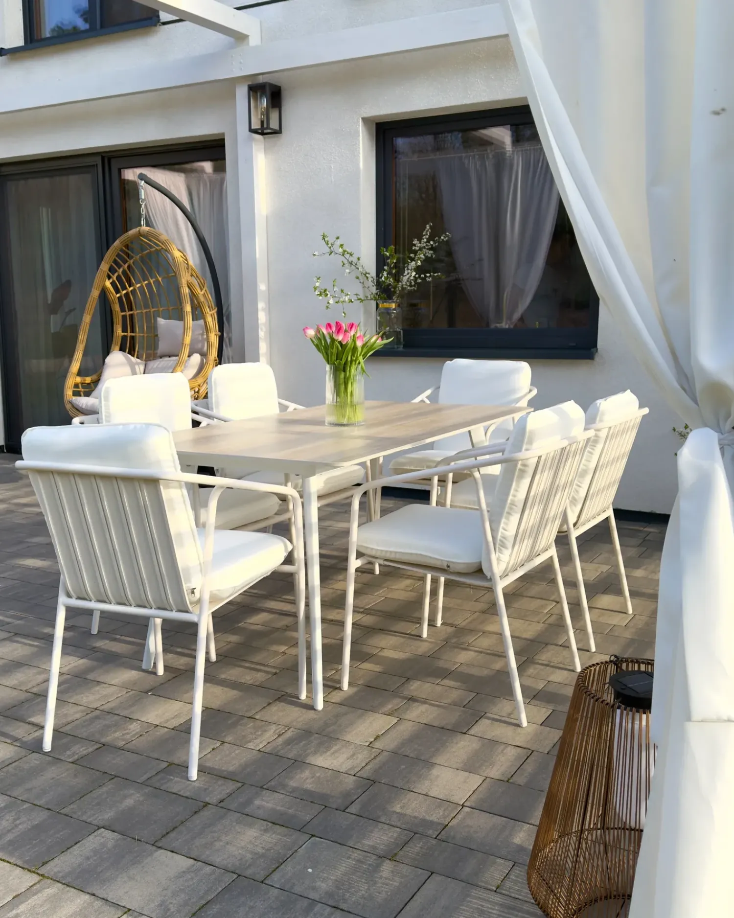 Best Beliani Tavolo da pranzo da giardino RODALLO 160 cm 90 cm Pietra Effetto travertino Bianco Beige