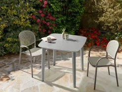 Best Beliani Tavolo da pranzo da giardino SORICO 86 cm 86 cm Grigio