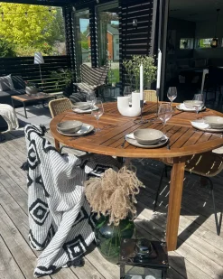 Online Beliani TOLVE 150 cm 150 cm Legno d'acacia Marrone
