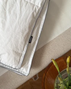 New Beliani Trapunta Piumino d'anatra Leggermente caldo KRIVAN Bianco
