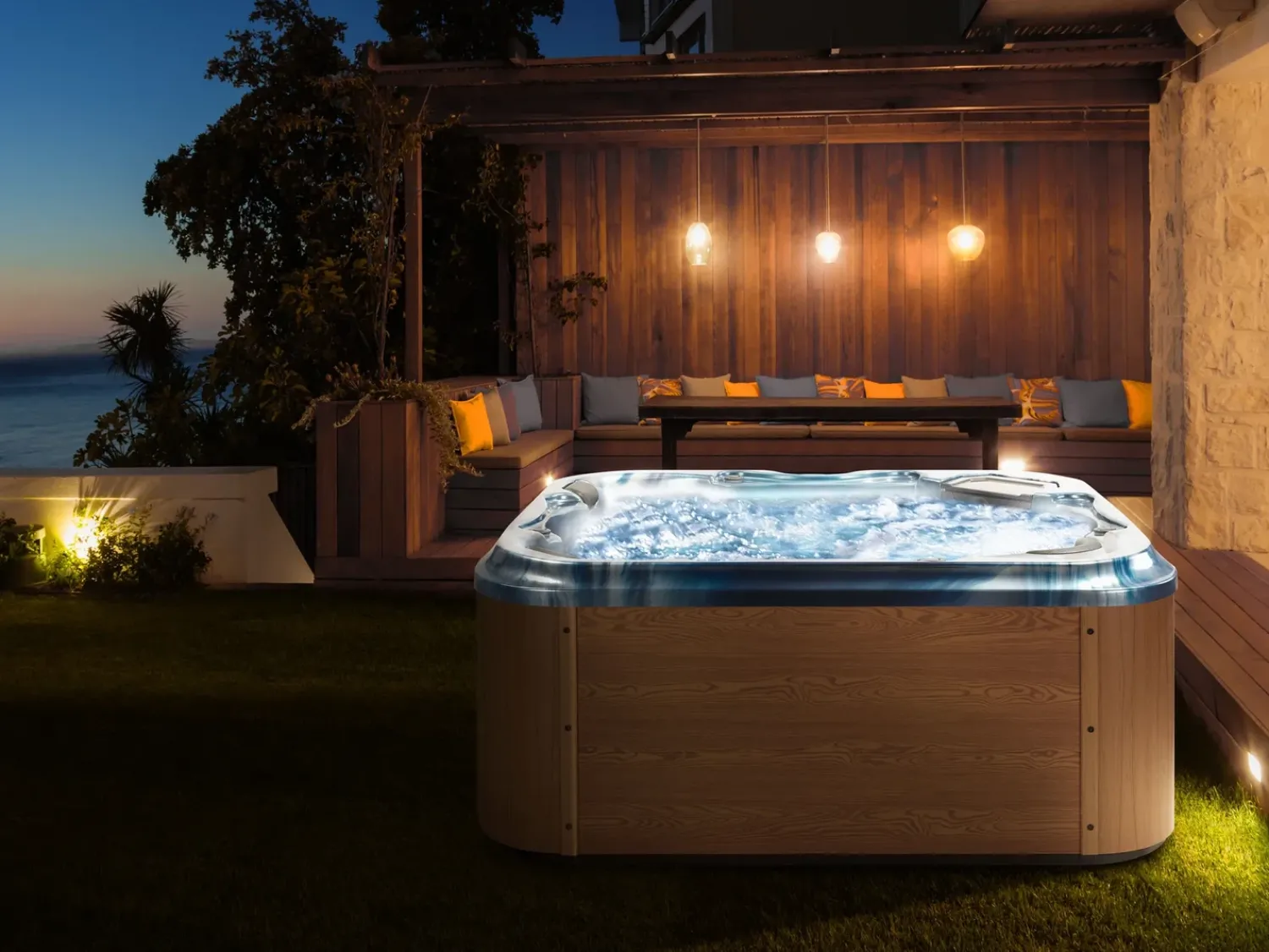 Hot Beliani Vasca idromassaggio da esterno con LED TULAROSA Blu Blu Argento Marrone Nero