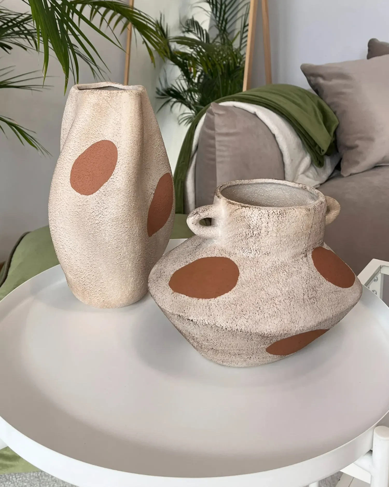 Online Beliani Vaso da fiori ALOSIDAE Gres porcellanato 19 cm Beige chiaro Beige Marrone