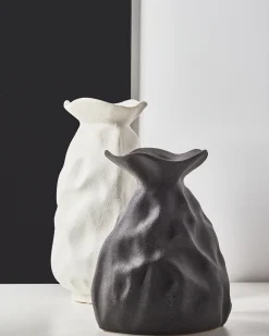 Beliani Vaso da fiori COONTAIL Gres porcellanato 31 cm Nero