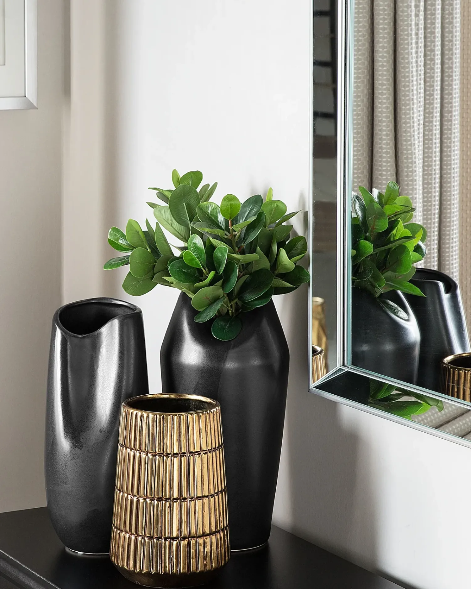 Clearance Beliani Vaso decorativo APAMEA Gres porcellanato 33 cm Nero