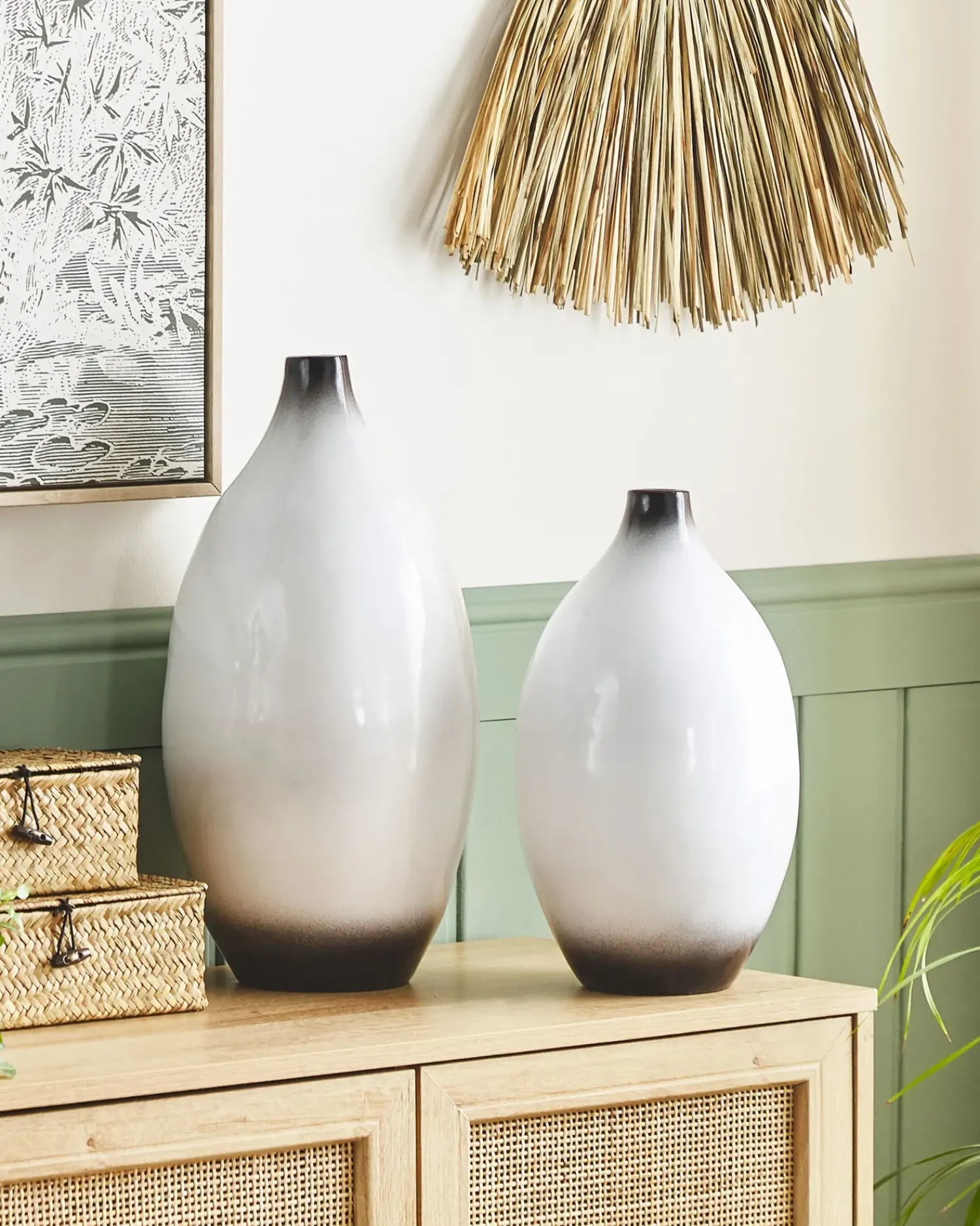 Sale Beliani Vaso decorativo BAEZA Ceramica Bianco Bianco Nero