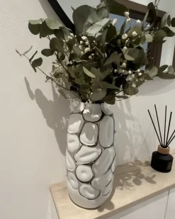 Beliani Vaso decorativo CENABUM Gres porcellanato Bianco Bianco Argento