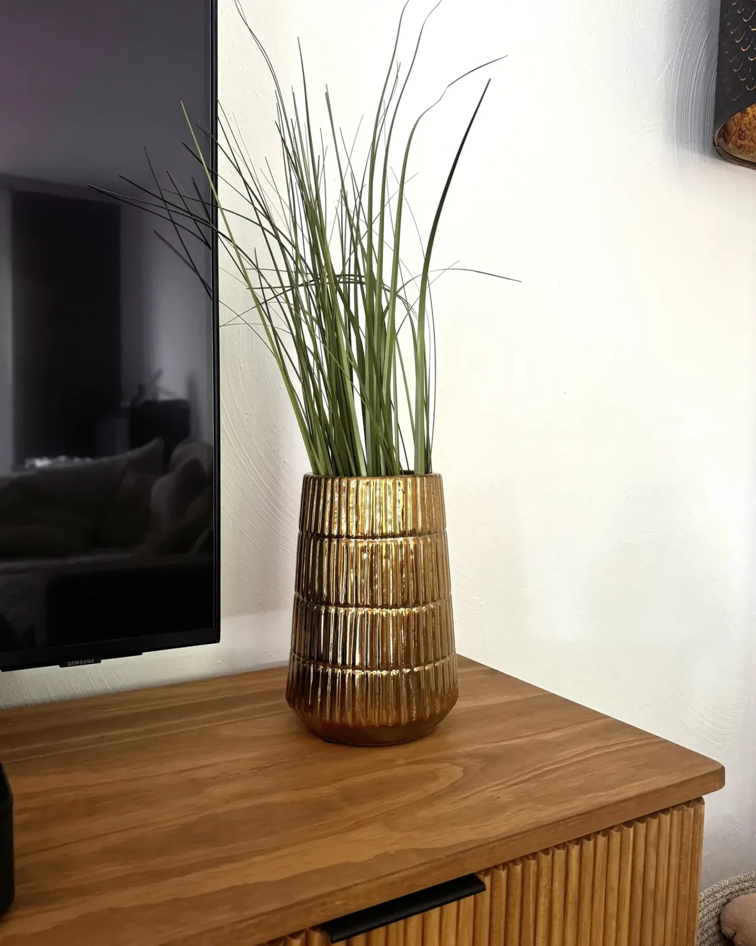 Discount Beliani Vaso decorativo QANAWAT Gres porcellanato 22 cm Oro