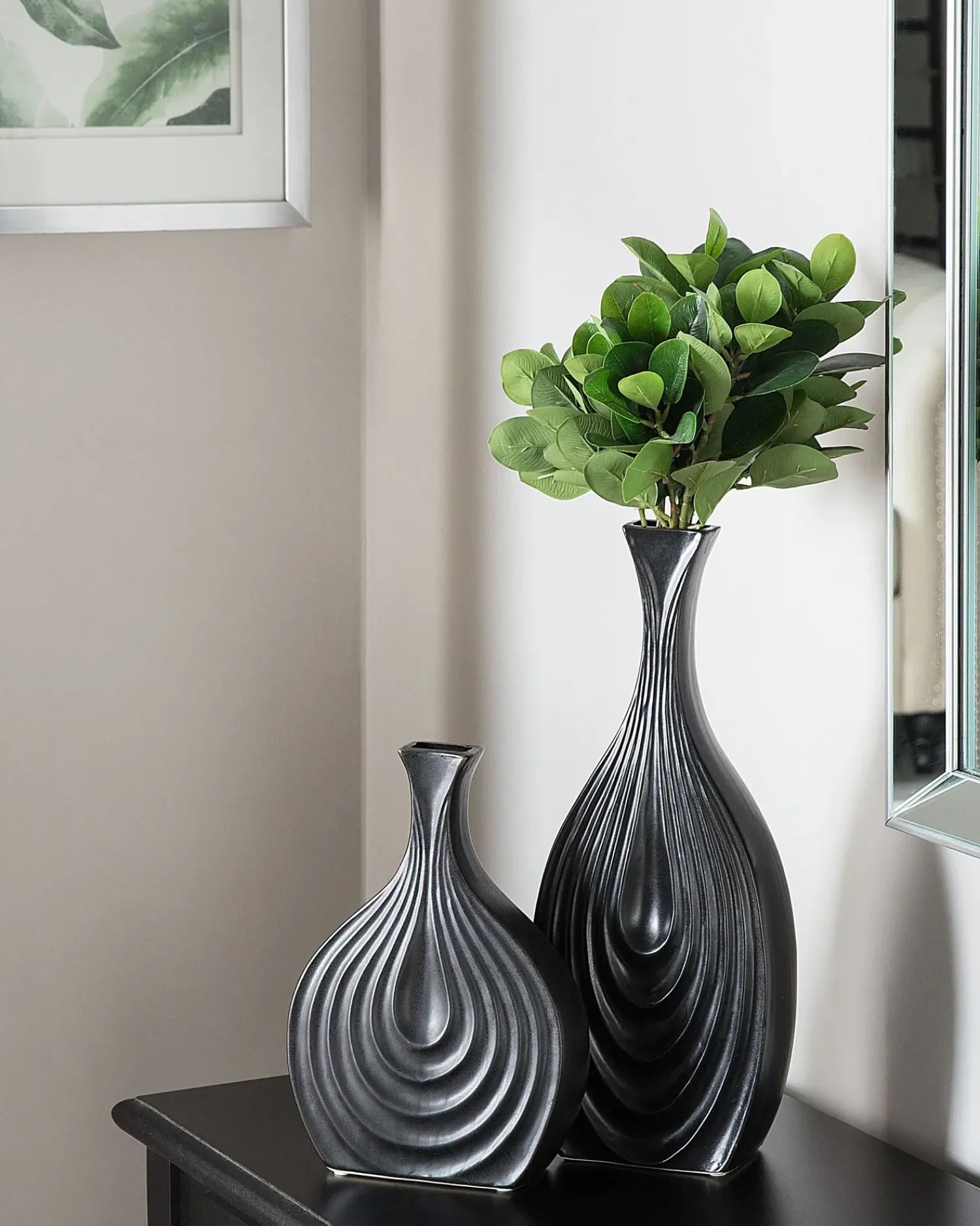 Beliani Vaso decorativo THAPSUS Ceramica 39 cm Nero