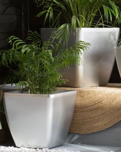 Online Beliani Vaso per piante ASTRAS 50 cm Argento