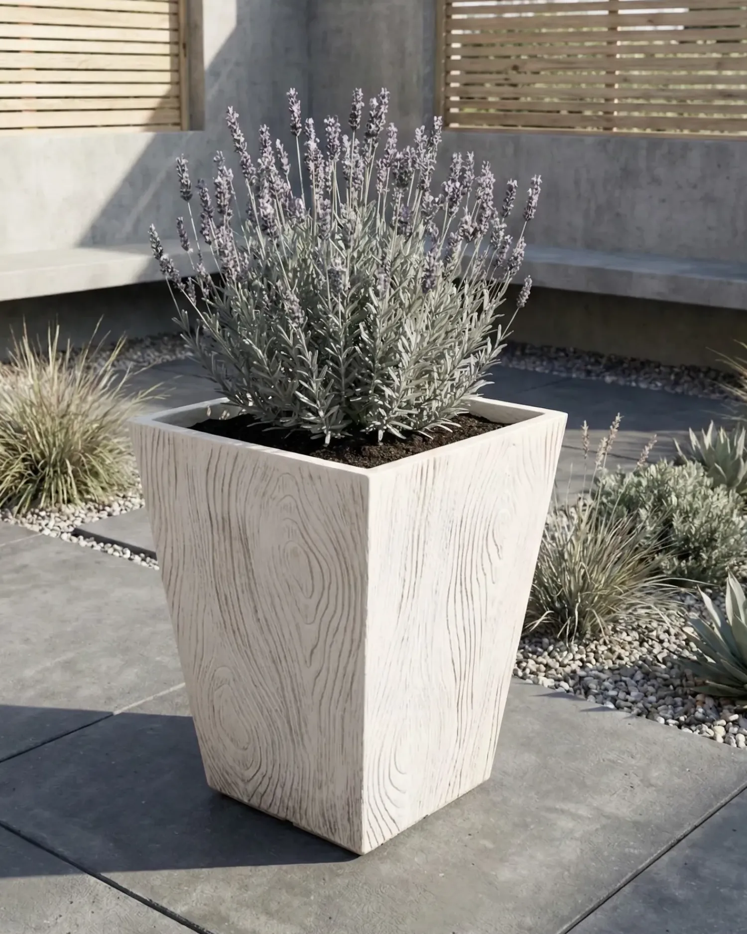Sale Beliani Vaso per piante BAIHE 42 cm chiaro Beige